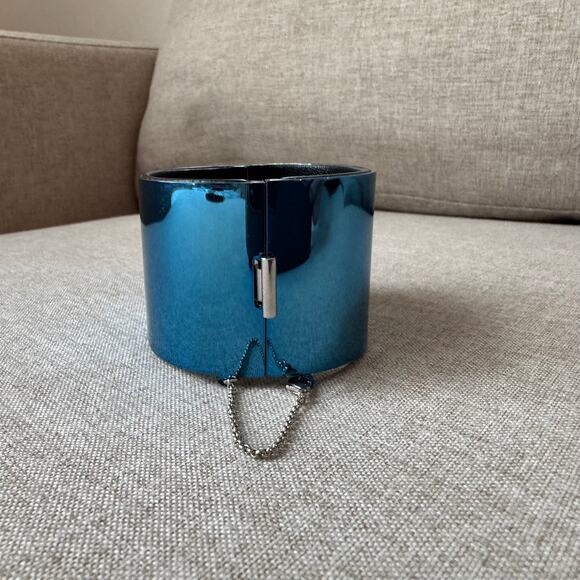 Celine Minimal Manchette Cuff Bracelet Metallic Blue Metal Silver Detail - Picture 4 of 7